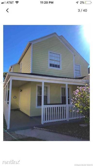 Main picture of 11637 SW 117th Ct