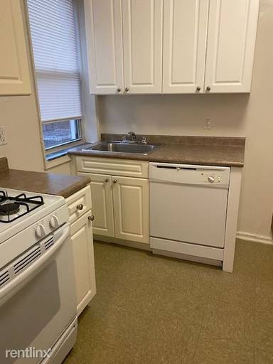 Main picture of 40 Barker Ave