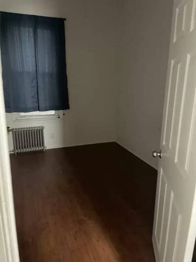 Main picture of 154 Van Reipen Ave