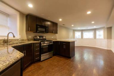 Main picture of 3318 N Albany Ave