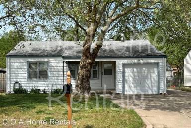 Main picture of 2243 S Dellrose Ave
