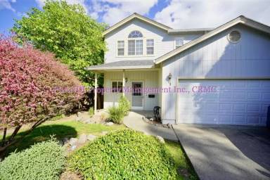 Main picture of 33 Bayview St