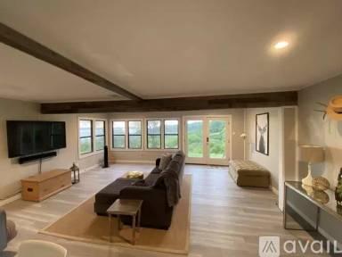 Main picture of 4016 Leila Ln
