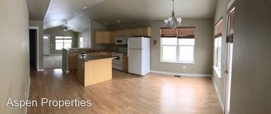 Main picture of 1021 Harmon Way