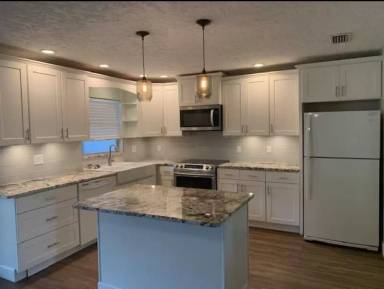 Main picture of 619 Desoto Ln