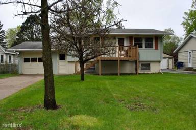 Main picture of 1515 13th Ave S