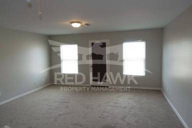 Main picture of 1040 W Prior Ave