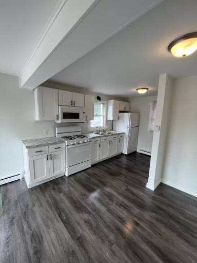 Main picture of 422 E Lincoln Ave