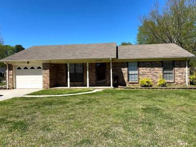 Main picture of 2320 Kathy Ln SW