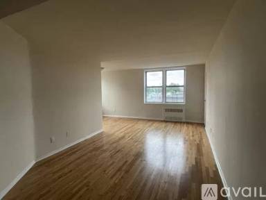Main picture of 224 10 Jamaica Ave