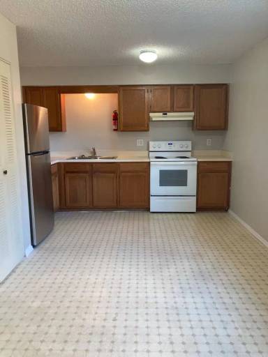 Main picture of 151 E Gardenia Dr