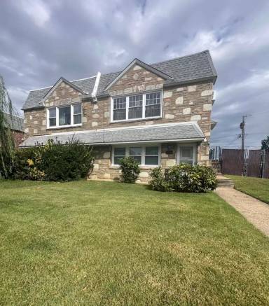 Main picture of 1635 Griffith St