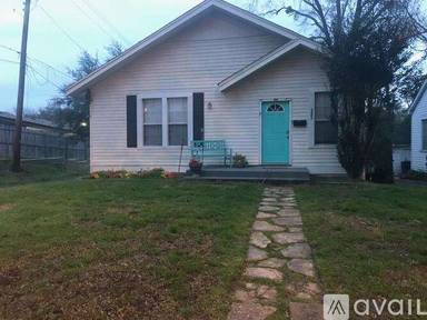 Main picture of 3827 Maryland Ave