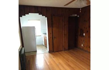 Main picture of 960 Ludlow Ave