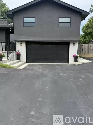 Main picture of 7404 Worthington Rd
