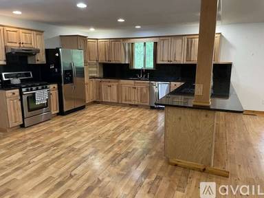 Main picture of 3467 N Walnut Ave