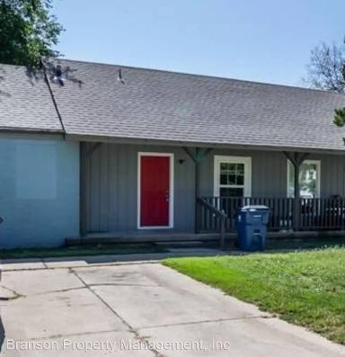 Main picture of 504 S Osage St