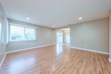 Main picture of 11842 Garden Grove Blvd.