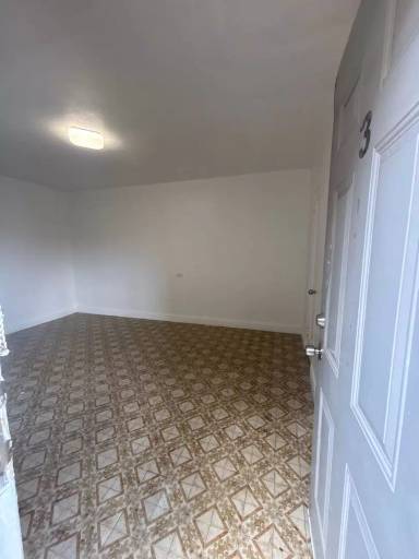 Main picture of 1880 SW 6th St