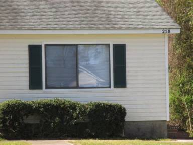 Main picture of 216-66 Easy St