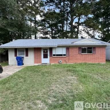 Main picture of 214 Hickory St