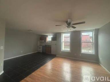 Main picture of 2211 W Tioga St