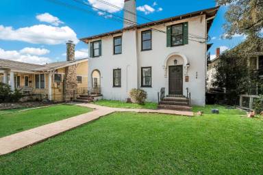 Main picture of Historic Monte Vista Meets Modern Convenience