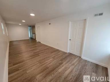 Main picture of 242 Philadelphia Pike