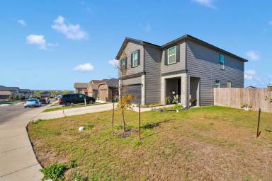 Main picture of 8543 Adler Fall Ln