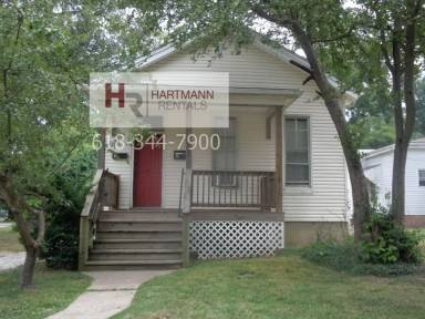 Main picture of 308 S Fillmore St