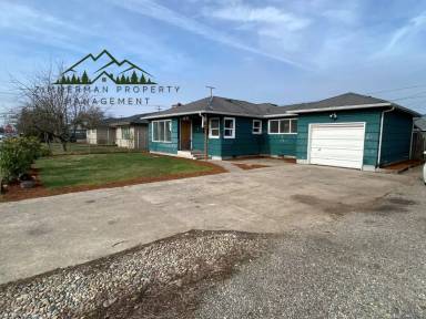 Main picture of 2128 Centennial Blvd