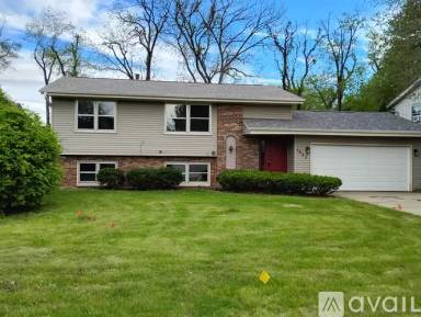 Main picture of 5827 El Paso Cir