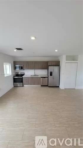 Main picture of 6336 SW 27th St