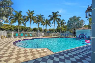 Main picture of 1929 Gardenia Ct