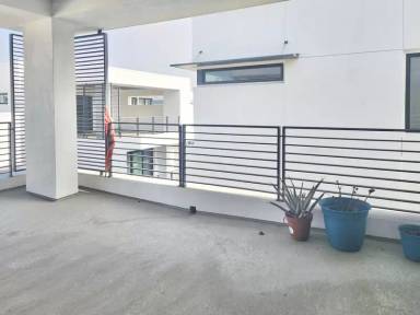 Main picture of 16332 Dawn Way