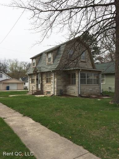 Main picture of 2333 7th St
