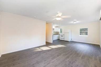 Main picture of 4006 Niagara St