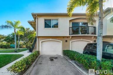 Main picture of 1500 Crestwood Ct S