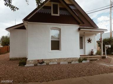 Main picture of 218 Dewey St