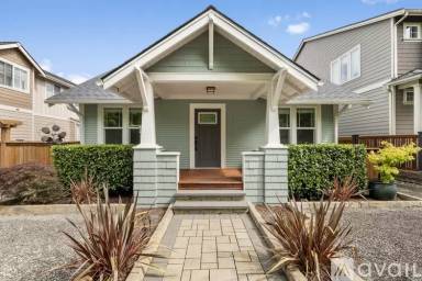Main picture of 26616 NE Valley St