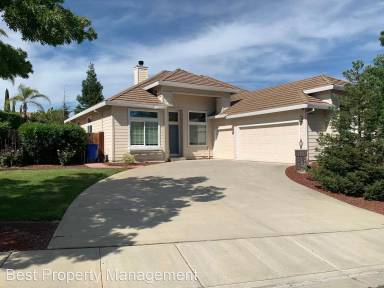 Main picture of 2567 Caddie Ct
