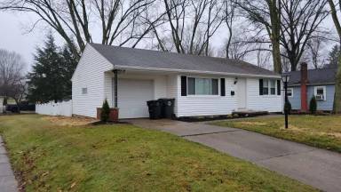Main picture of 567 West St