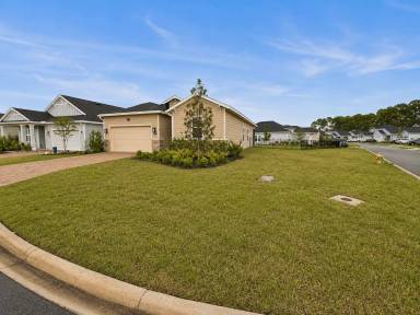 Main picture of 20 Beauclair Blvd