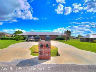Main picture of 2313 County Road 1222