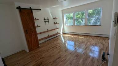 Main picture of 4906 N Hermitage Ave