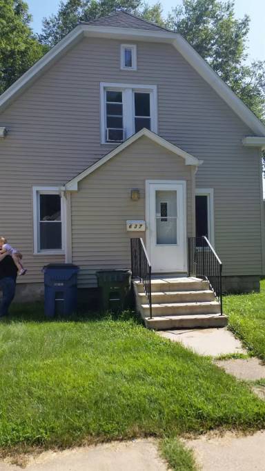 Main picture of 637 Kern St