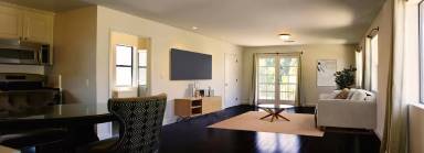 Main picture of 5318 Rosewood Ave