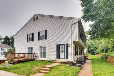 Main picture of 64 Brookshire Dr