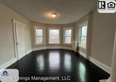 Main picture of 105 Payson St