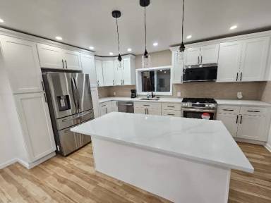 Main picture of 212 Dogwood Ln